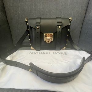 Michael Kors Manhattan Small